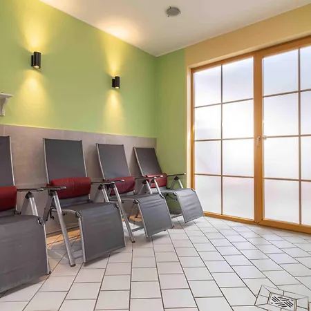 Freesenbruch Reihenhaus 8a - Eisbaer Zingst